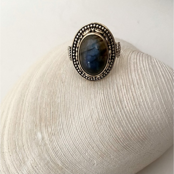 Labradorite Ring Sterling Silver Size 8 - Picture 2 of 5
